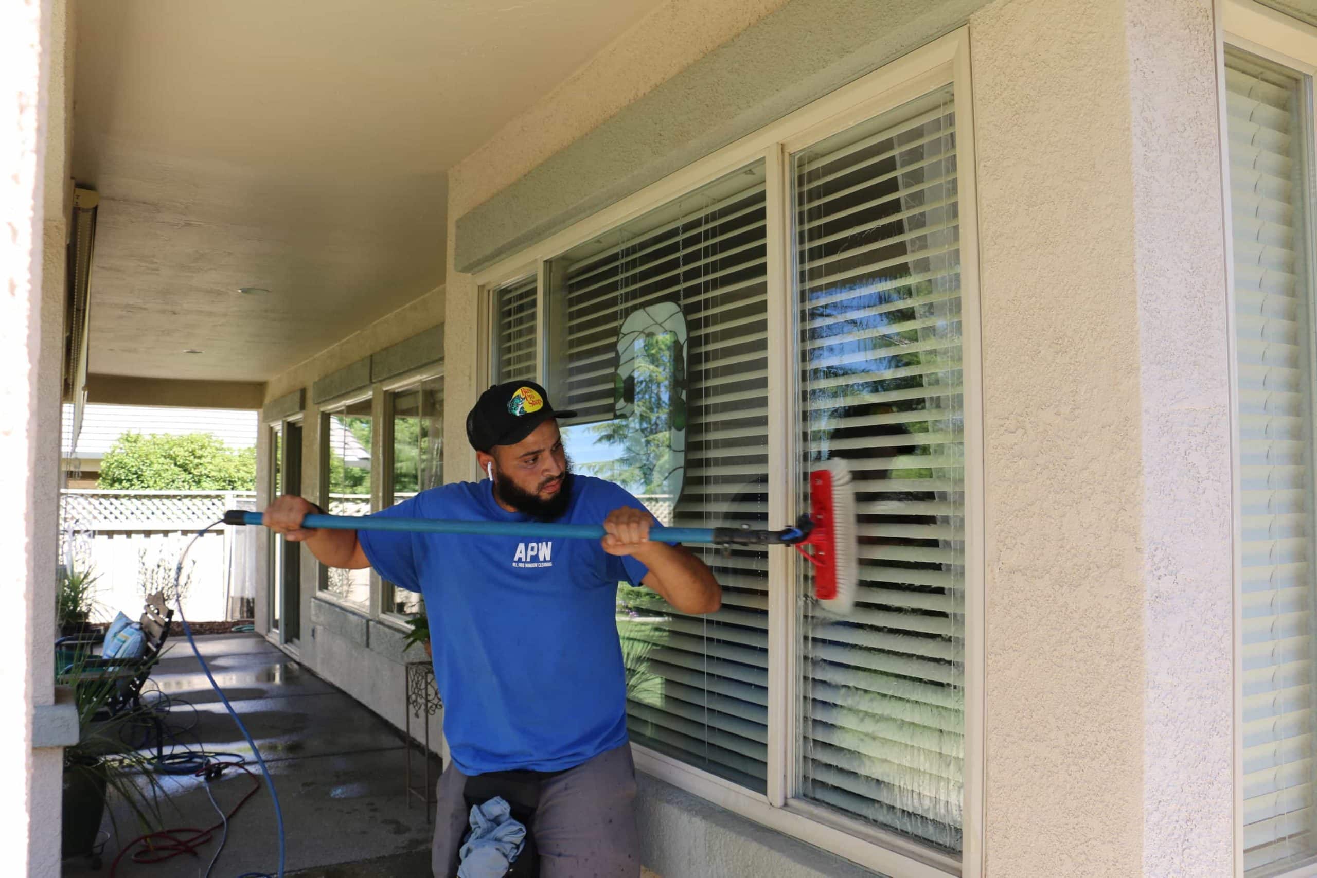 Pressure Washing Siding Cleaning