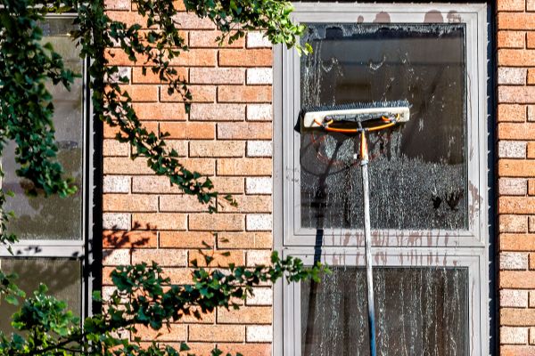 window cleaning company near me in roseville ca 040